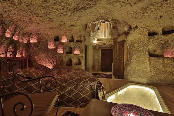 Harman Cave Hotel